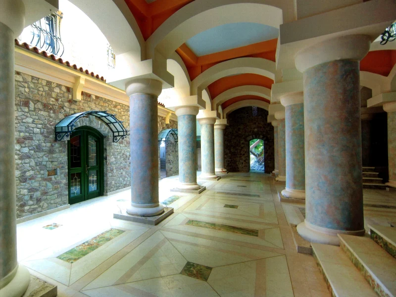 Espanjola, Herceg Novi — kolonada i ulaz | luksuzni apartmani, Vinex projekt (Ranko Labović)